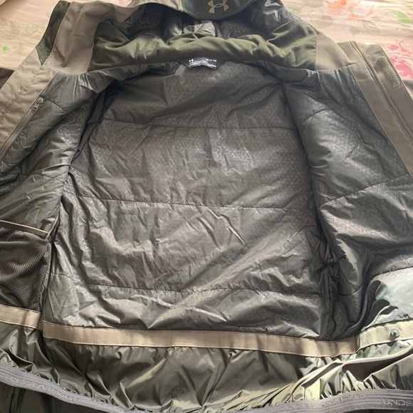 Under armour winter jacket - Picture 5 of 5